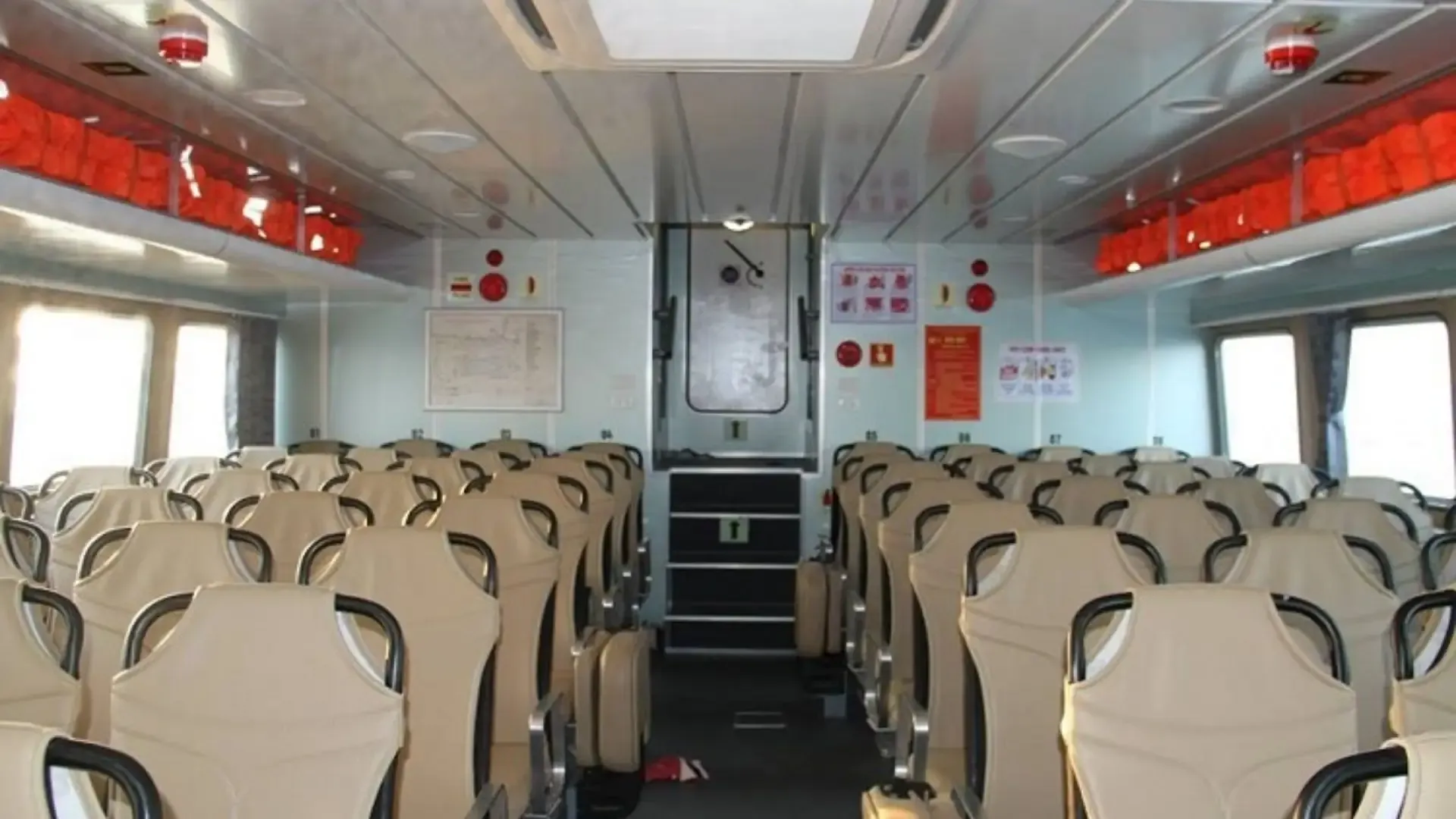 Nội thất tàu Super Biển Đông